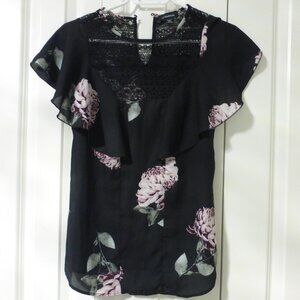 LE CHATEAU black floral print chiffon short sleeve top with ruffle